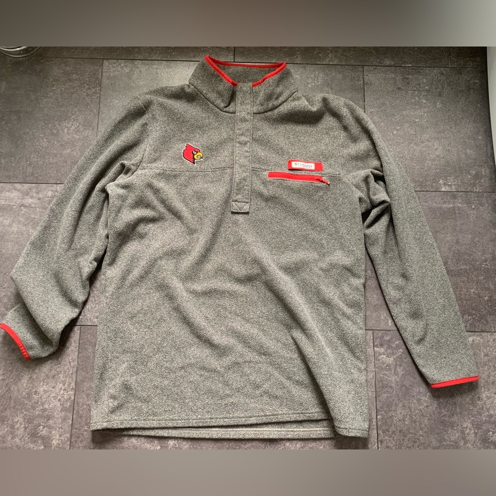 Like new Columbia PFG University of Louisville pullover sweatshirt.